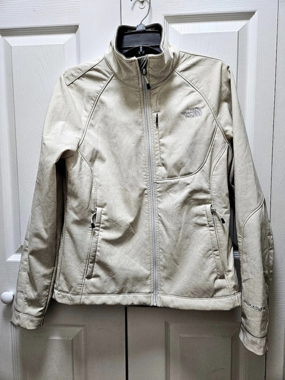 The North Face Apex Bionic Softshell Jacket Cream/Ivory Subtle Floral Print Med